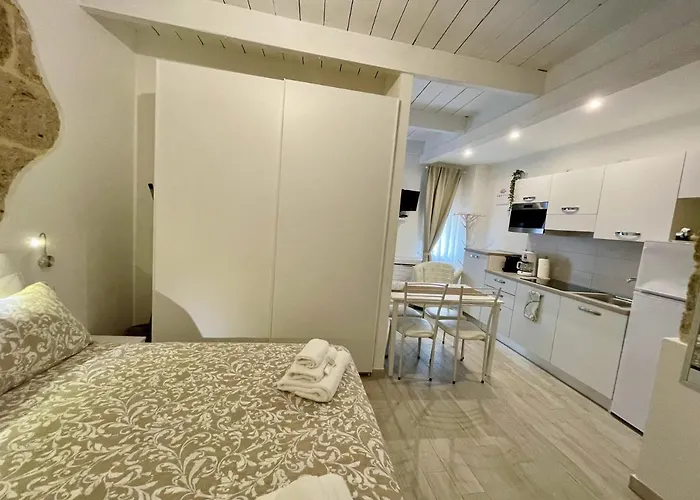 Protea House * Альгеро