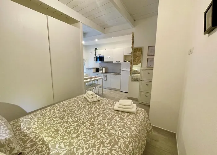 Апартаменты Protea House