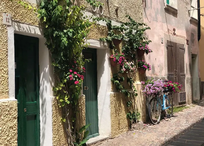 Апартаменты Protea House Альгеро