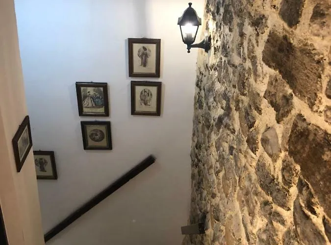 Апартаменты Protea House *