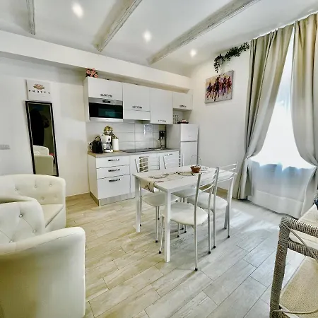 Protea House Alghero